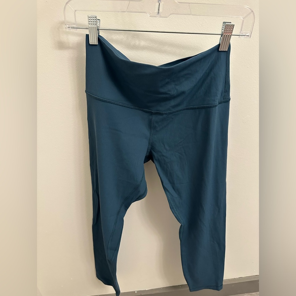 Barely Worn Lululemon 25” Align Leggings